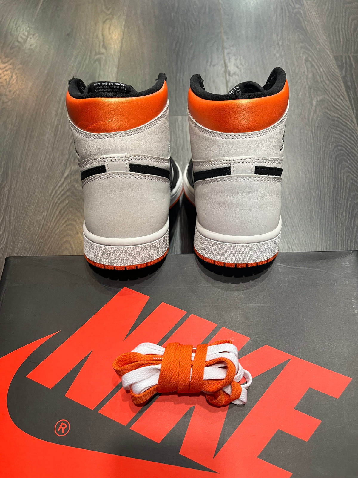 Air Jordan 1 High Electro Orange