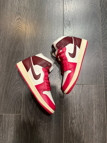 Air Jordan 1 Mid Dark Team Red