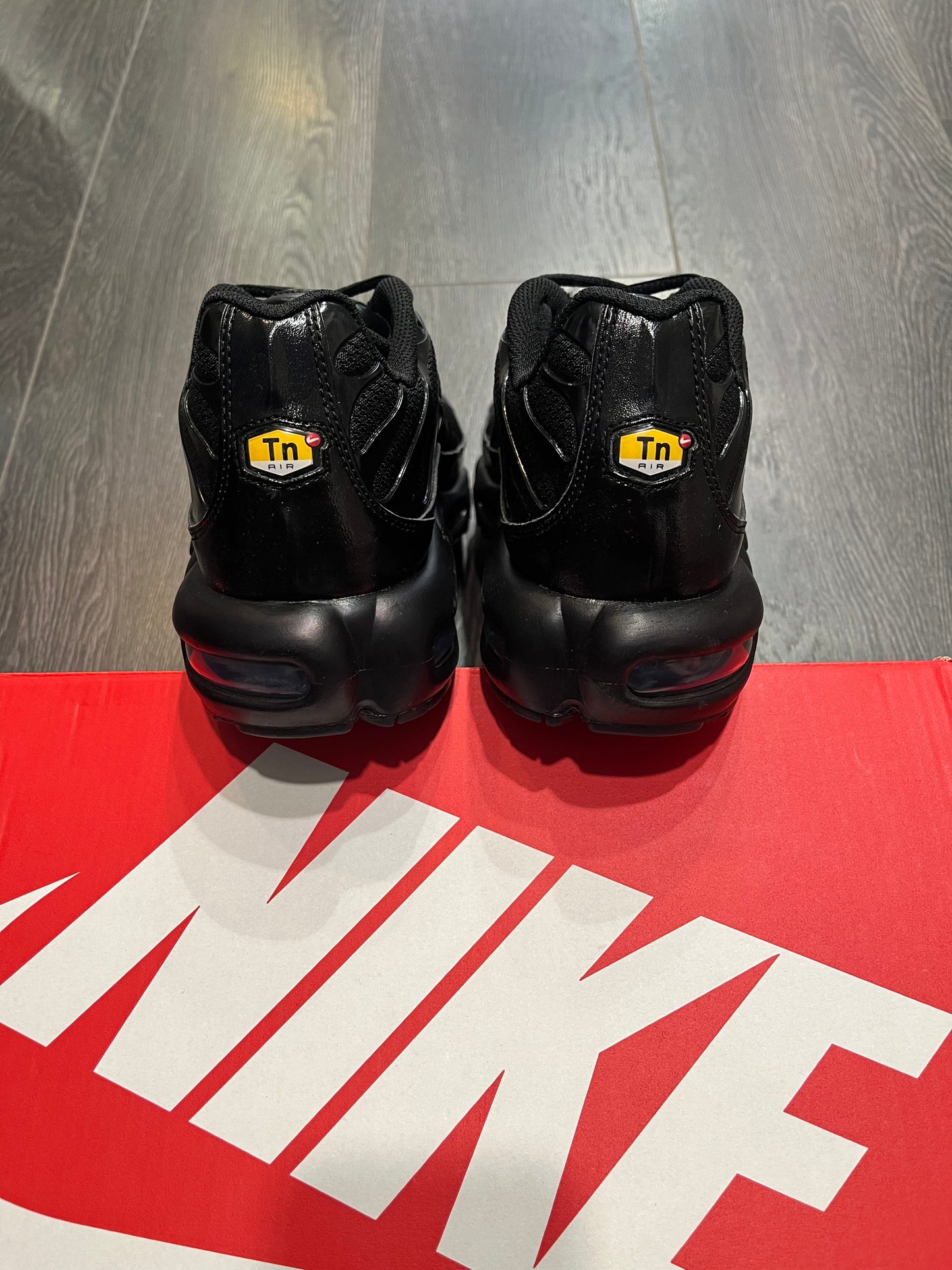 Nike Air Max Plus Triple Black