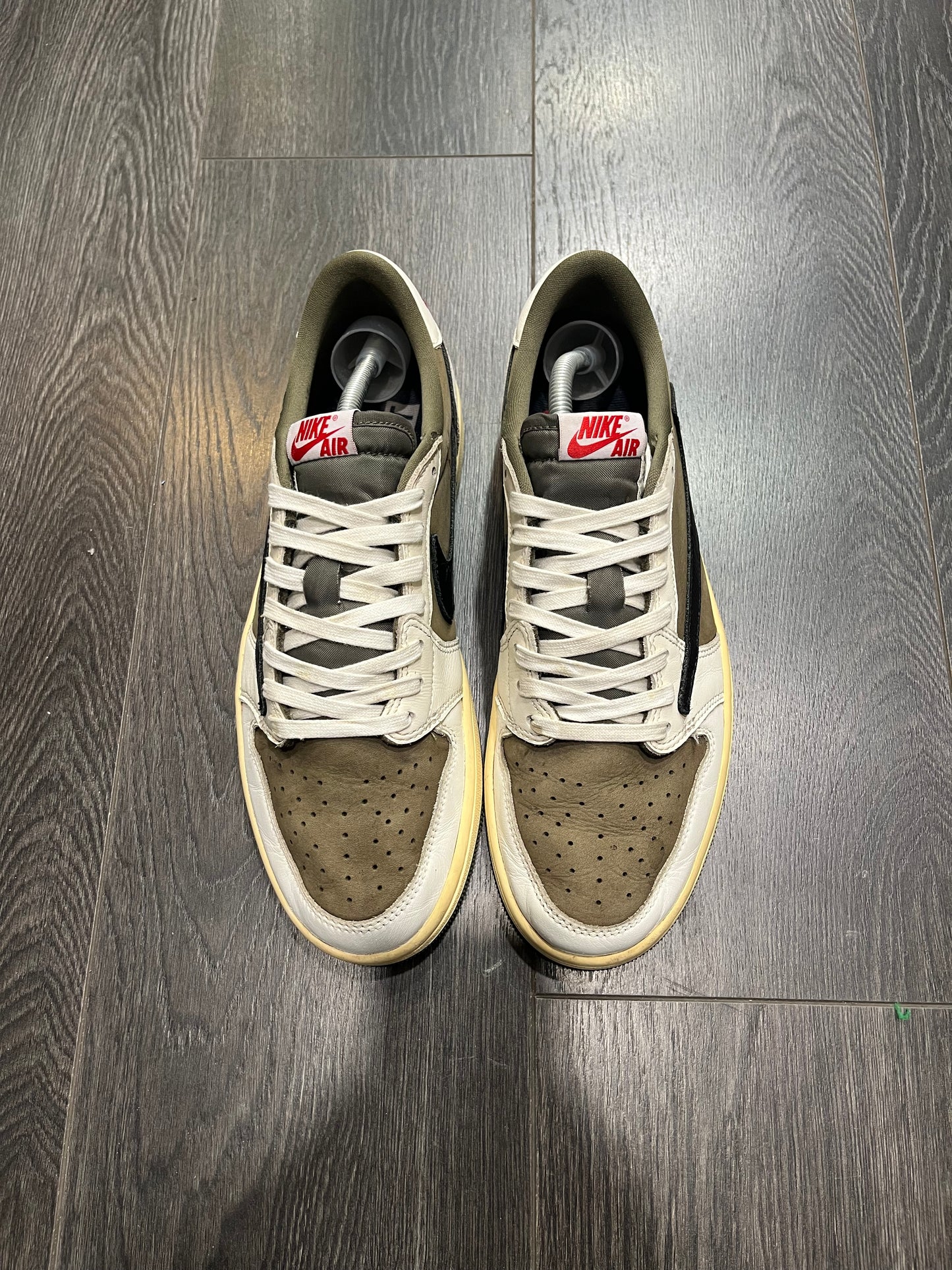 Air Jordan 1 Low Travis Medium Olive