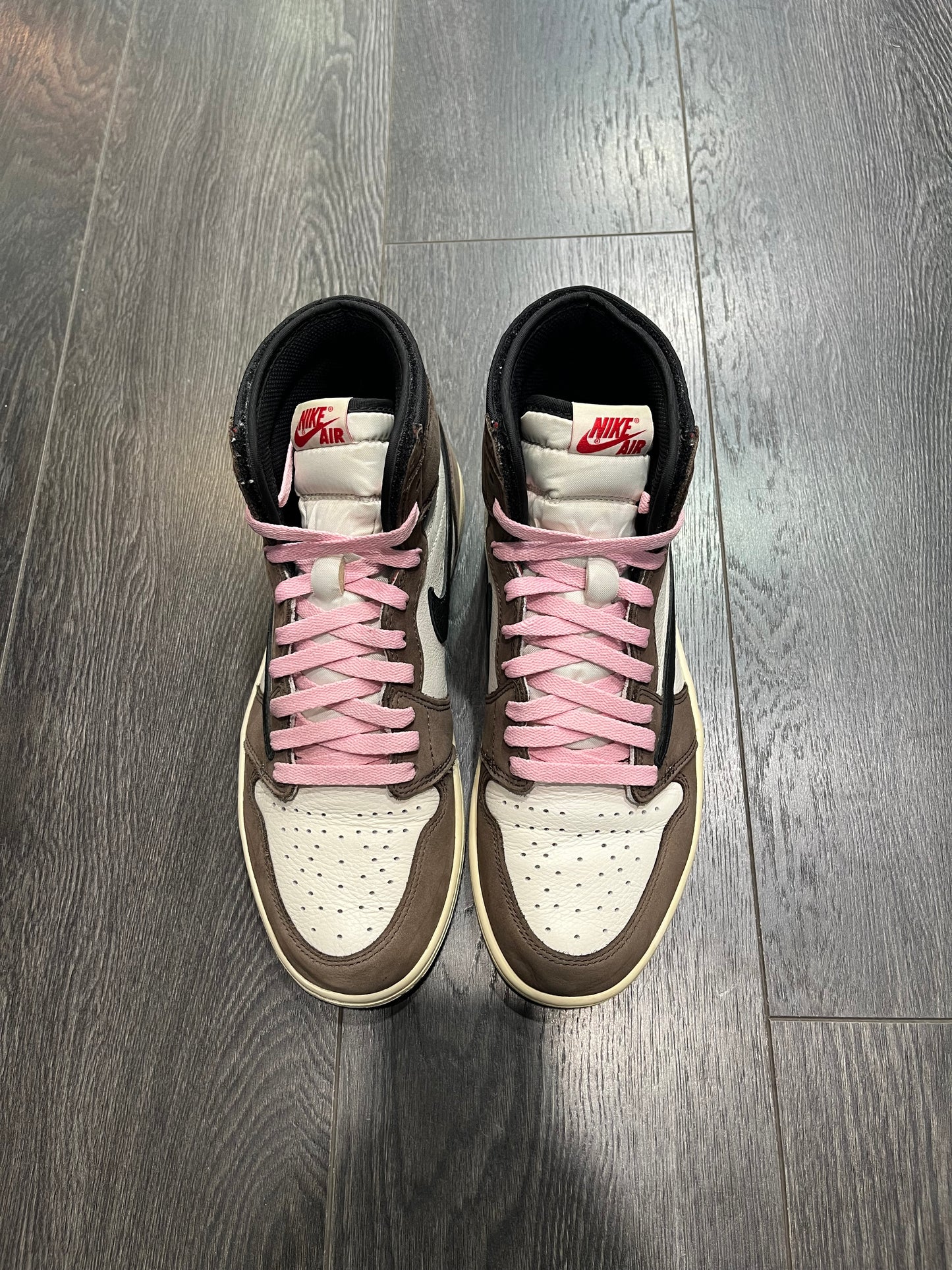 Air Jordan 1 High Travis Reverse Mocha