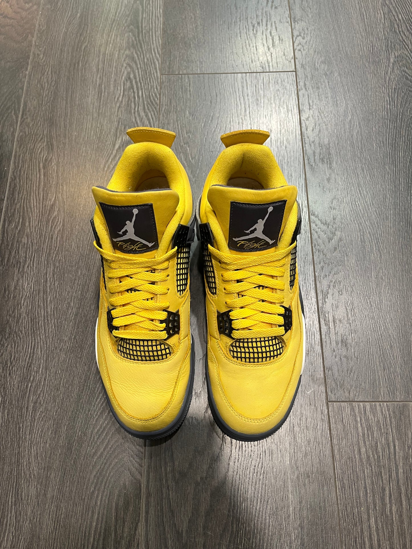 Air Jordan 4 Lightning
