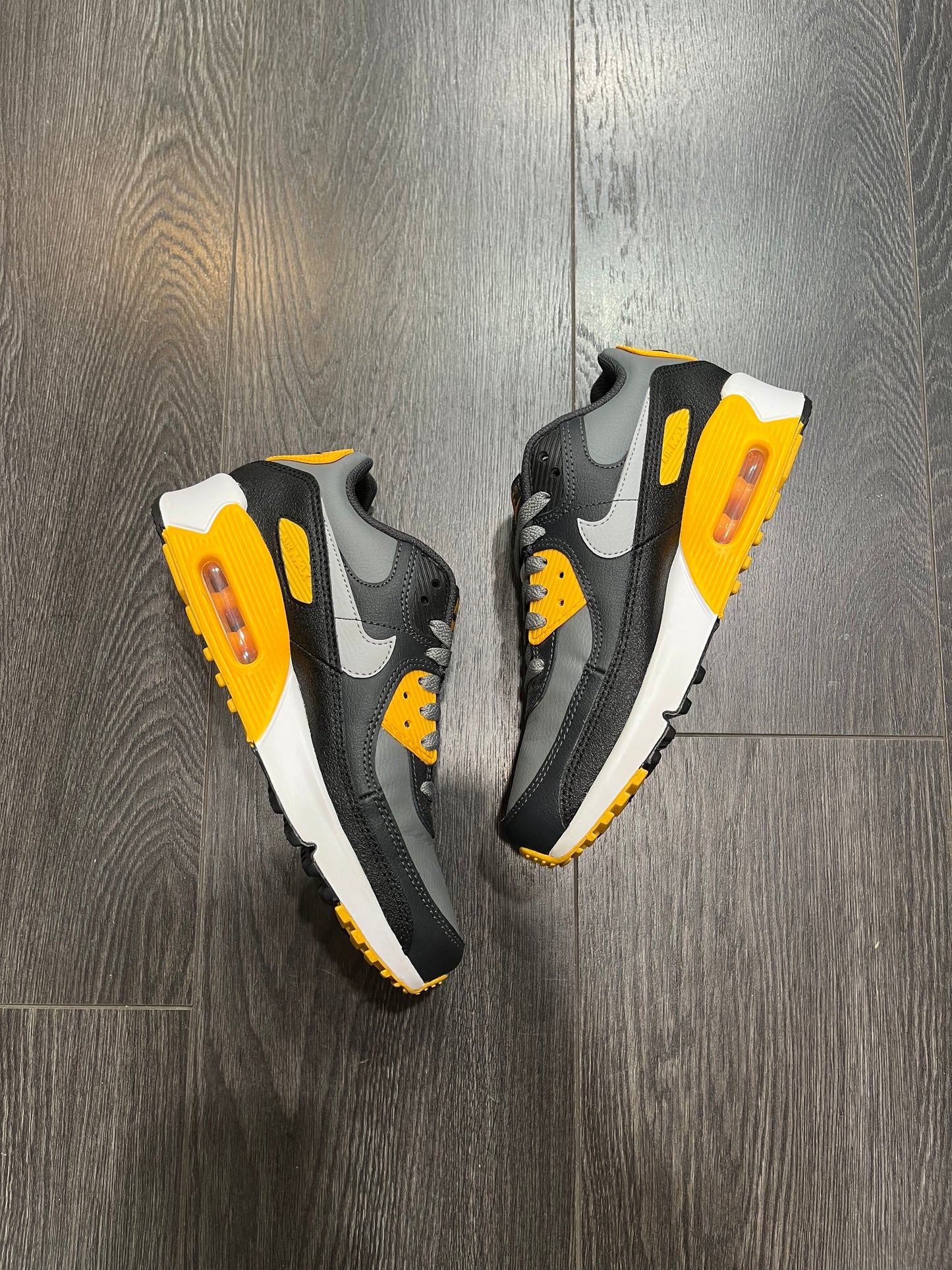 Nike Air Max 90 Yellow Smoke Grey