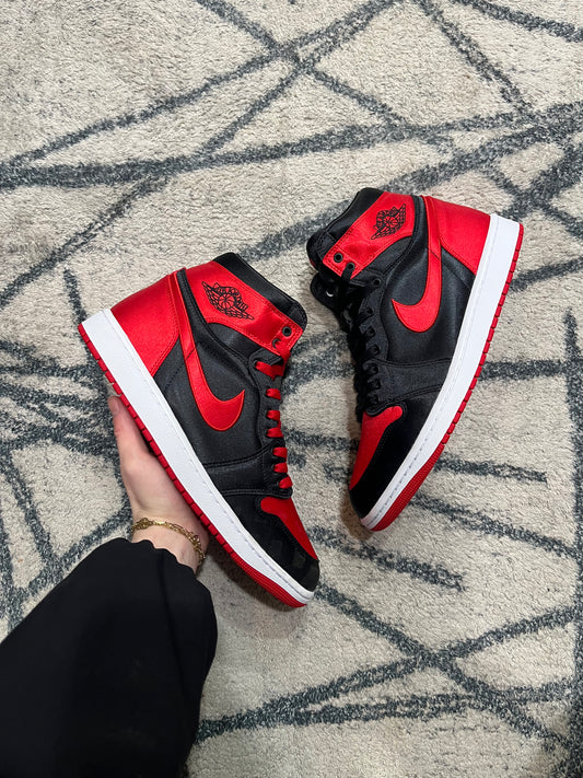 Air Jordan 1 High Satin Bred