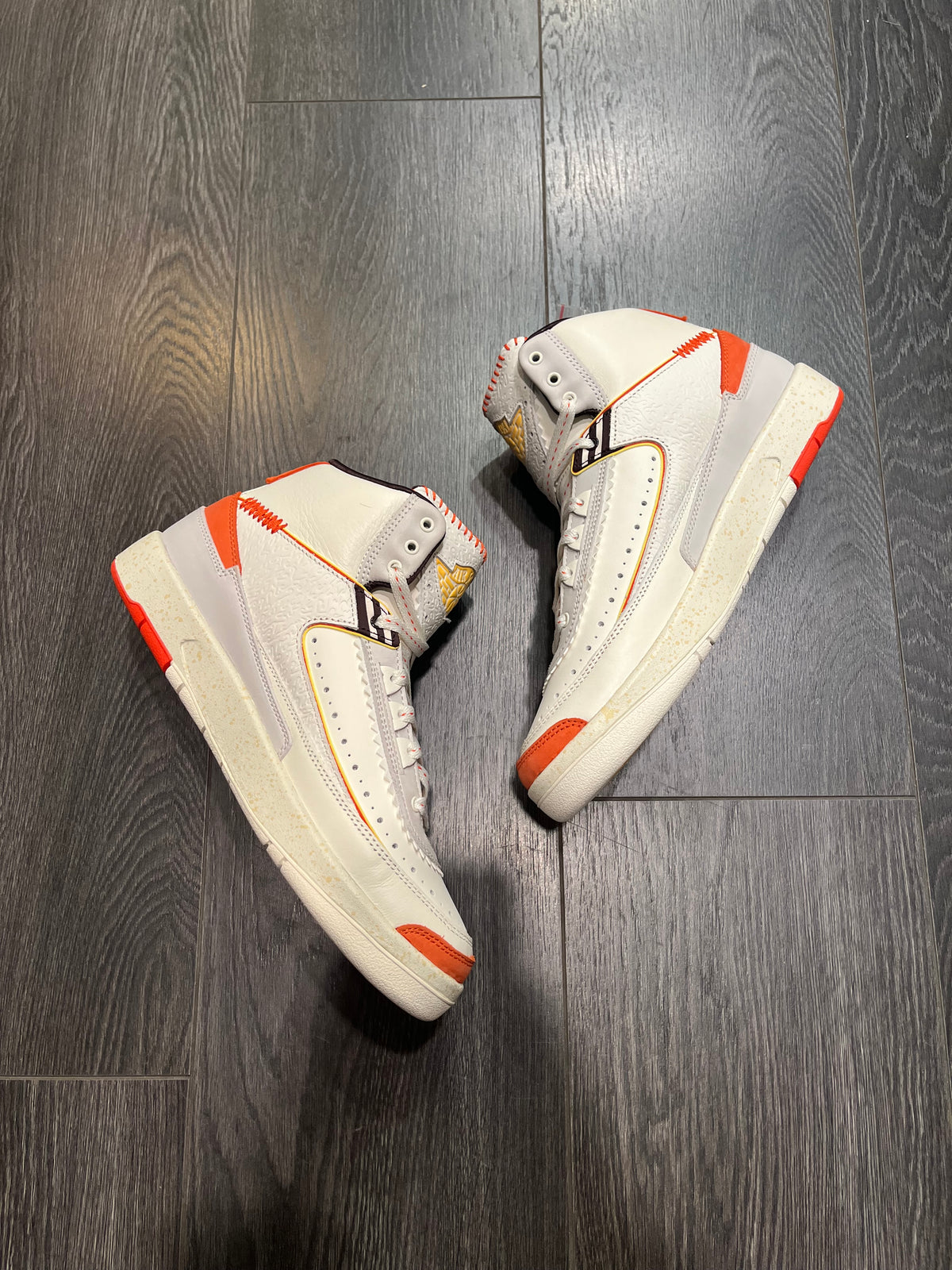 Air Jordan 2 Maison Chateau Rouge