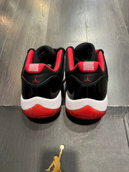 Air Jordan 11 Bred