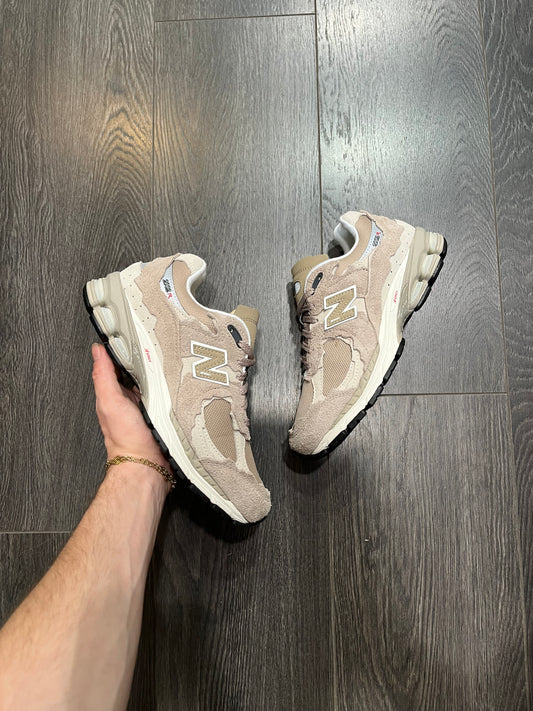New Balance 2002R Protection Pack Light Brown