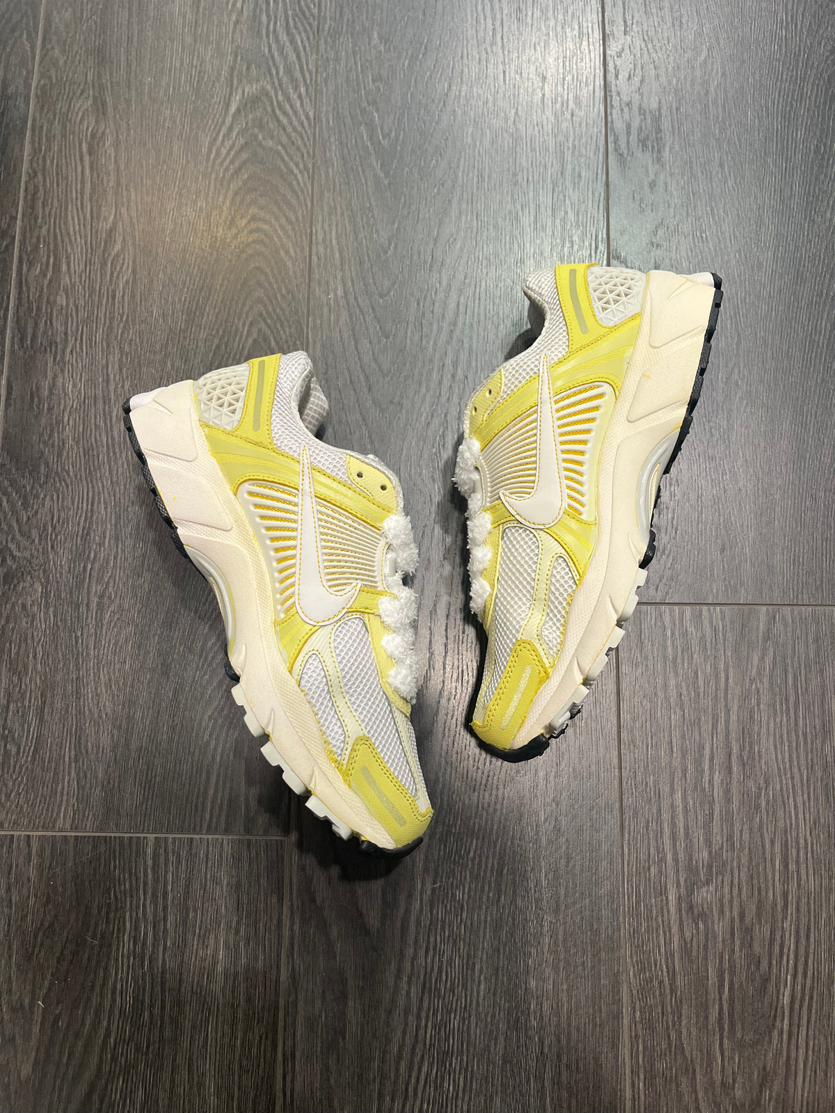 Nike Vomero 5 Custom Lemon