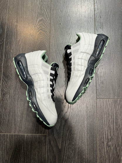 Nike Air Max 95 By You Grey Chlorophyl