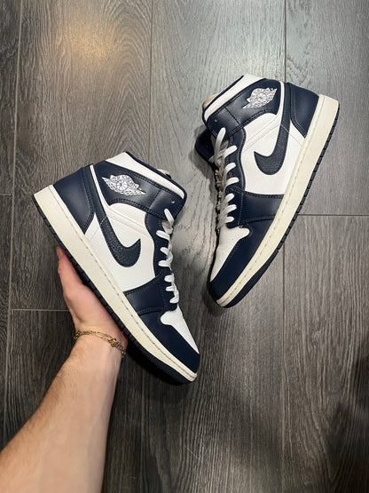 Air Jordan 1 Mid White Obsidian