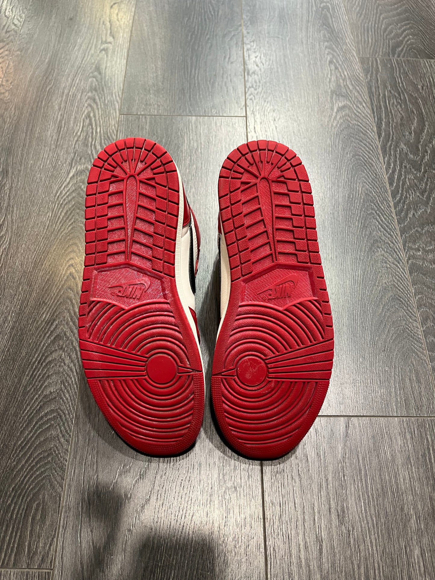 Air Jordan 1 Lost and Found