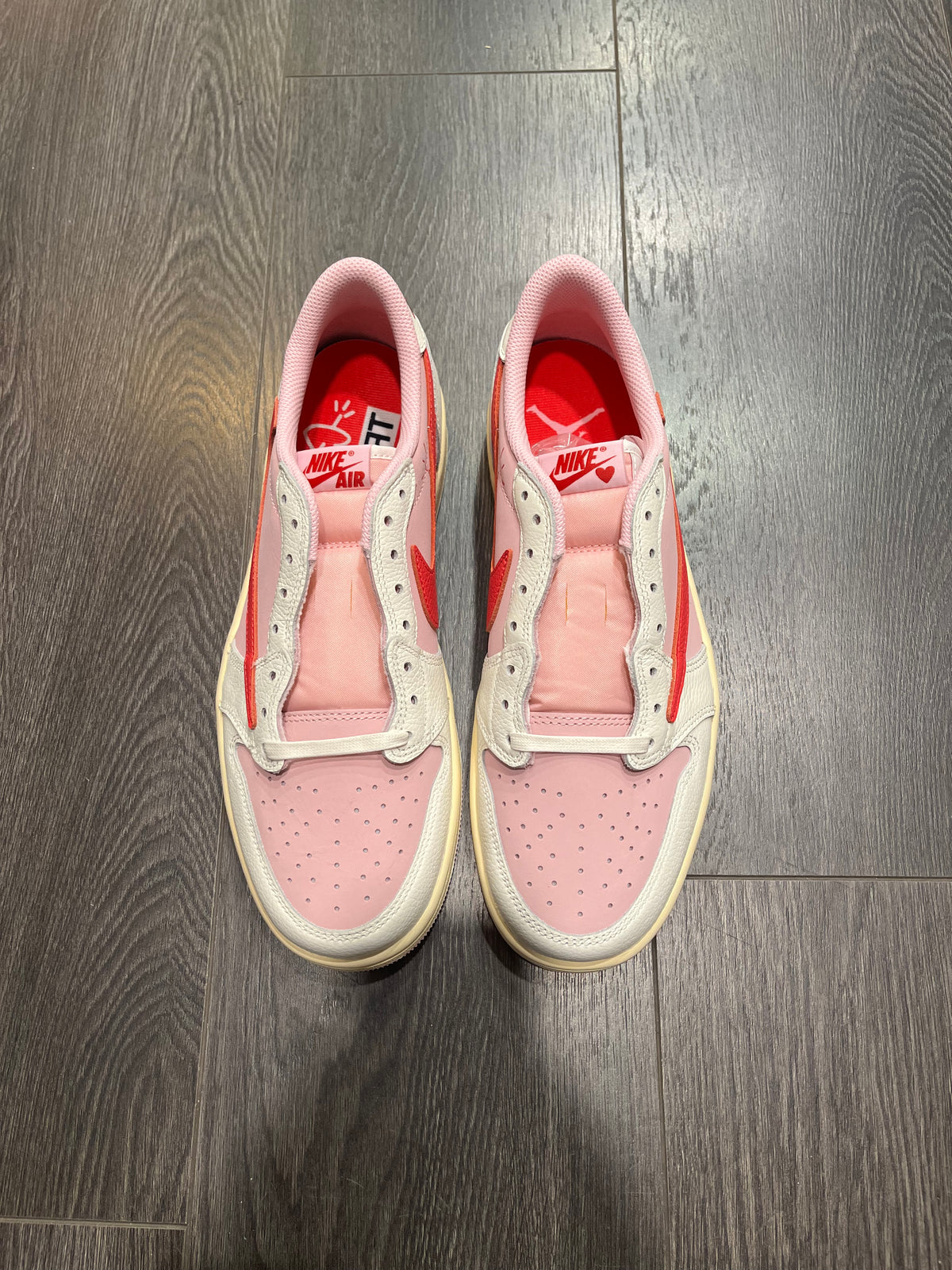 Air Jordan 1 Travis Scott Tropical Twist