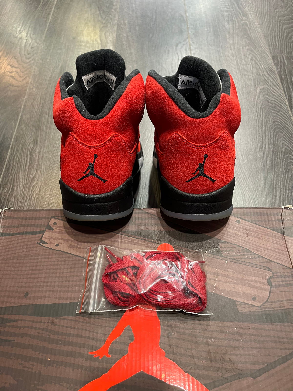 Air Jordan 5 Raging Bull