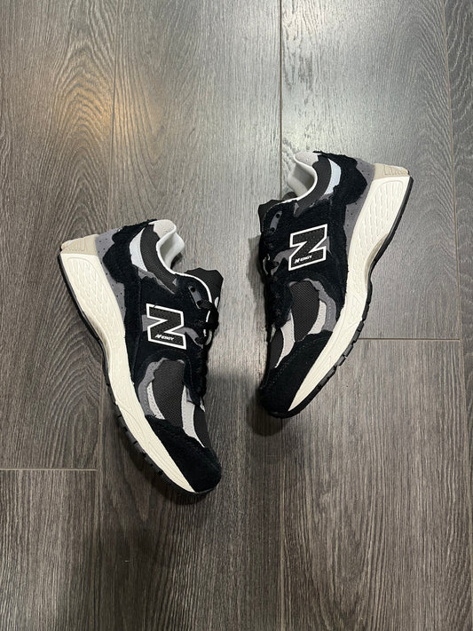 New Balance 2002R Protection Pack Black White