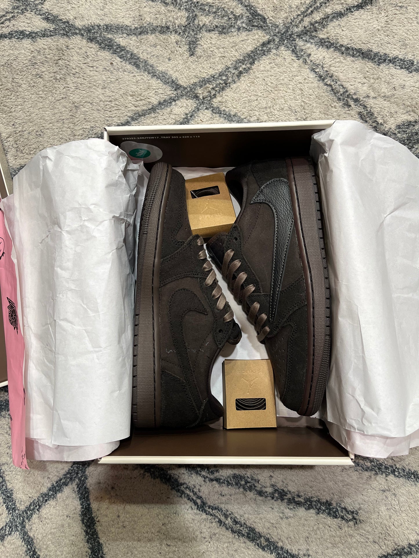Air Jordan 1 Travis Scott Velvet Brown
