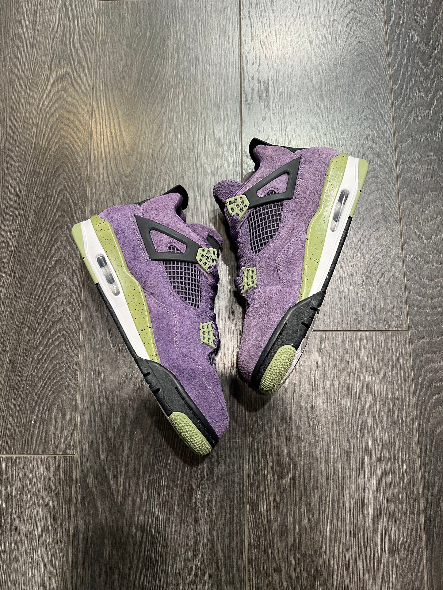 Air Jordan 4 Canyon Purple