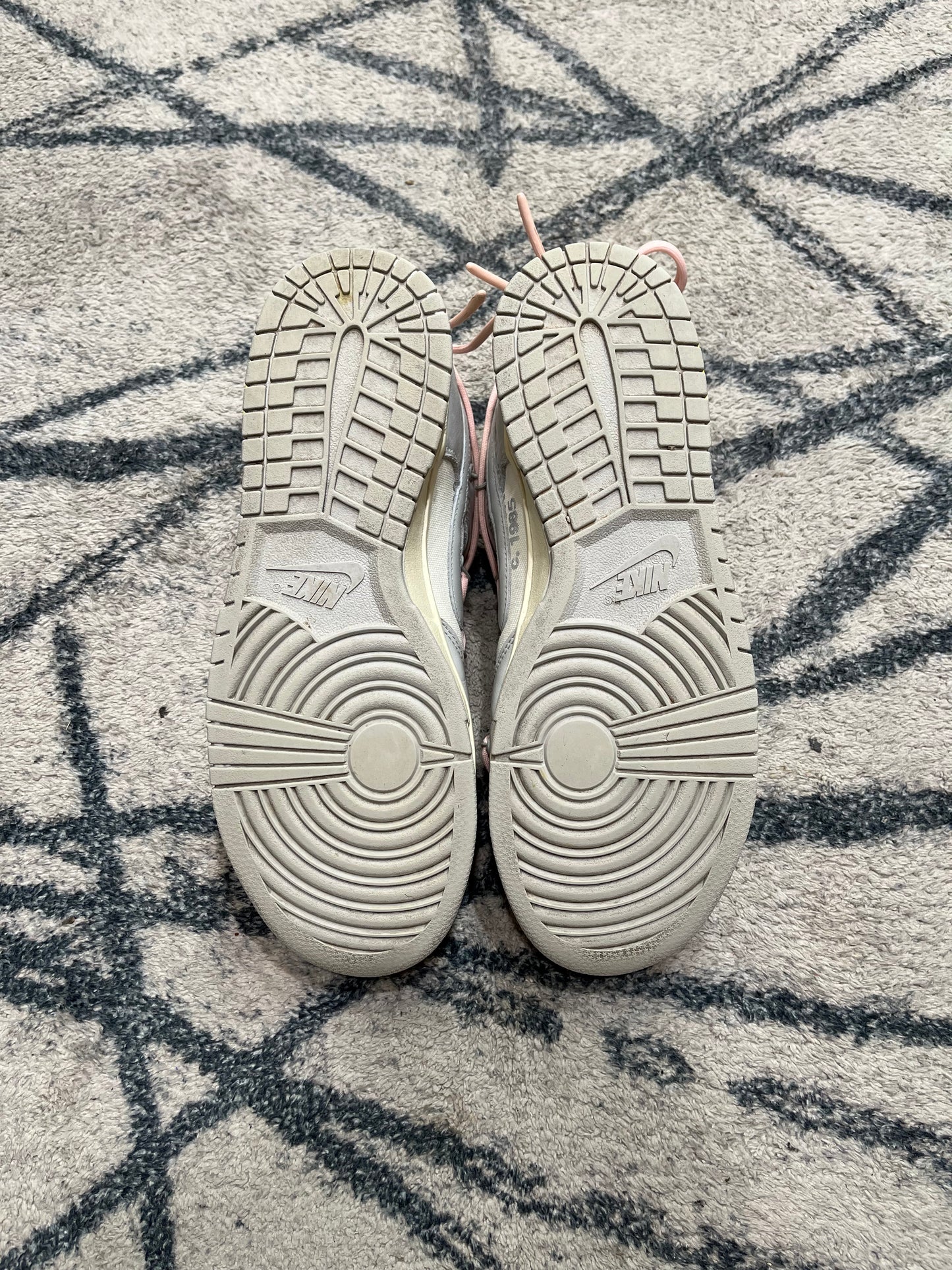 Nike Dunk Off White Lot 24