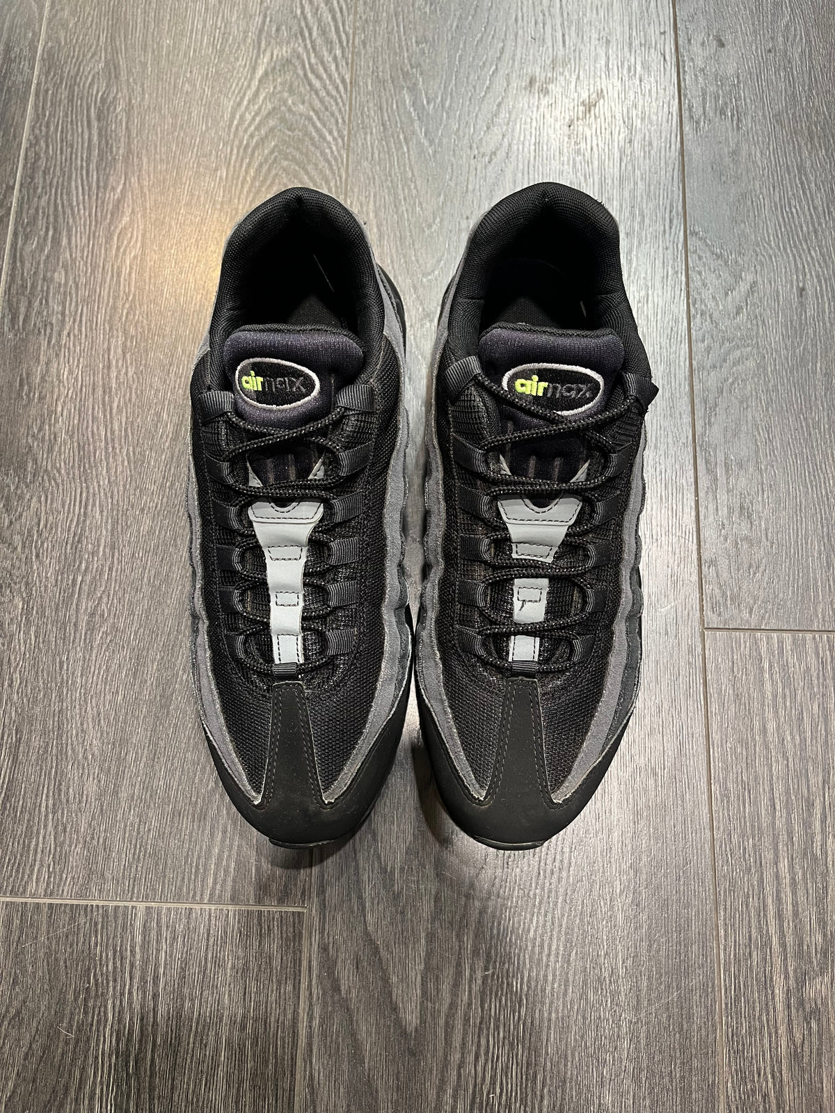 Nike Air Max 95 Néon Logo