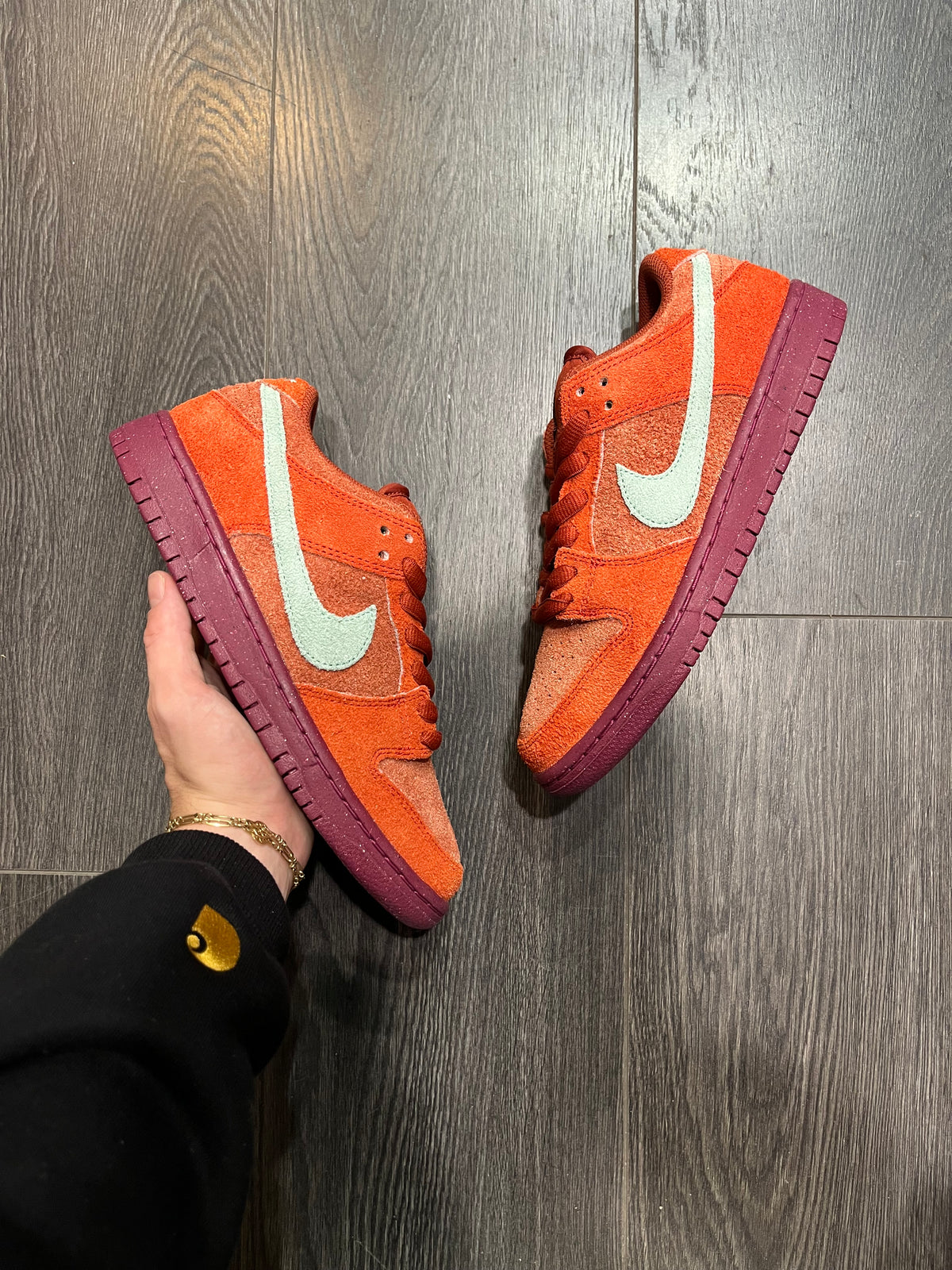 Nike Dunk SB Mystic Red