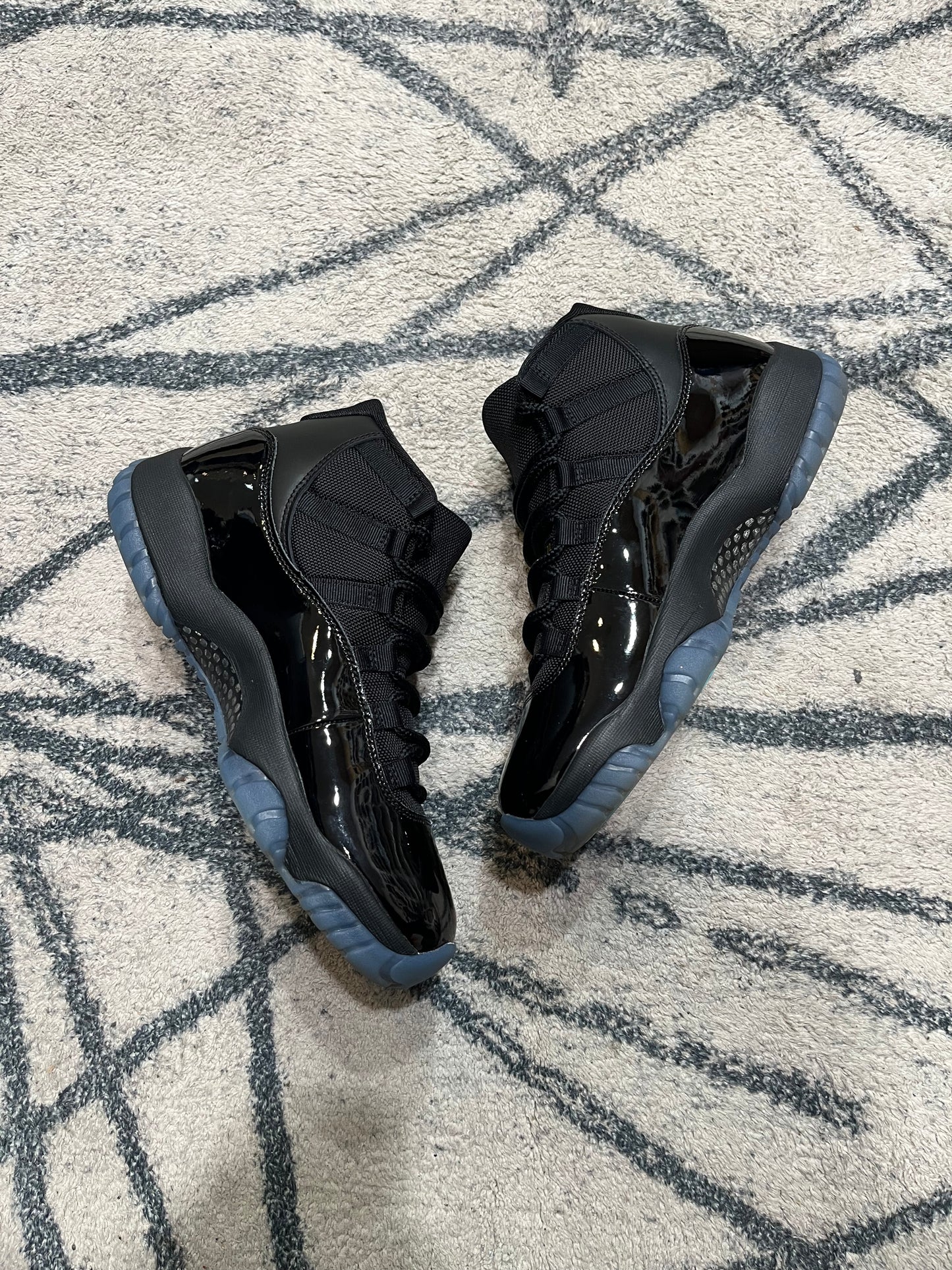 Jordan 11 Gamma Blue