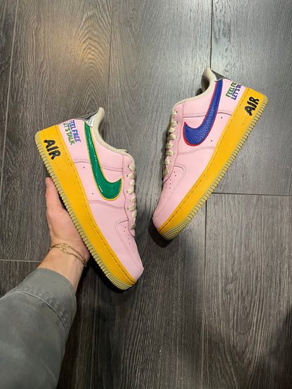 Nike Air Force 1 Feel Free Pink