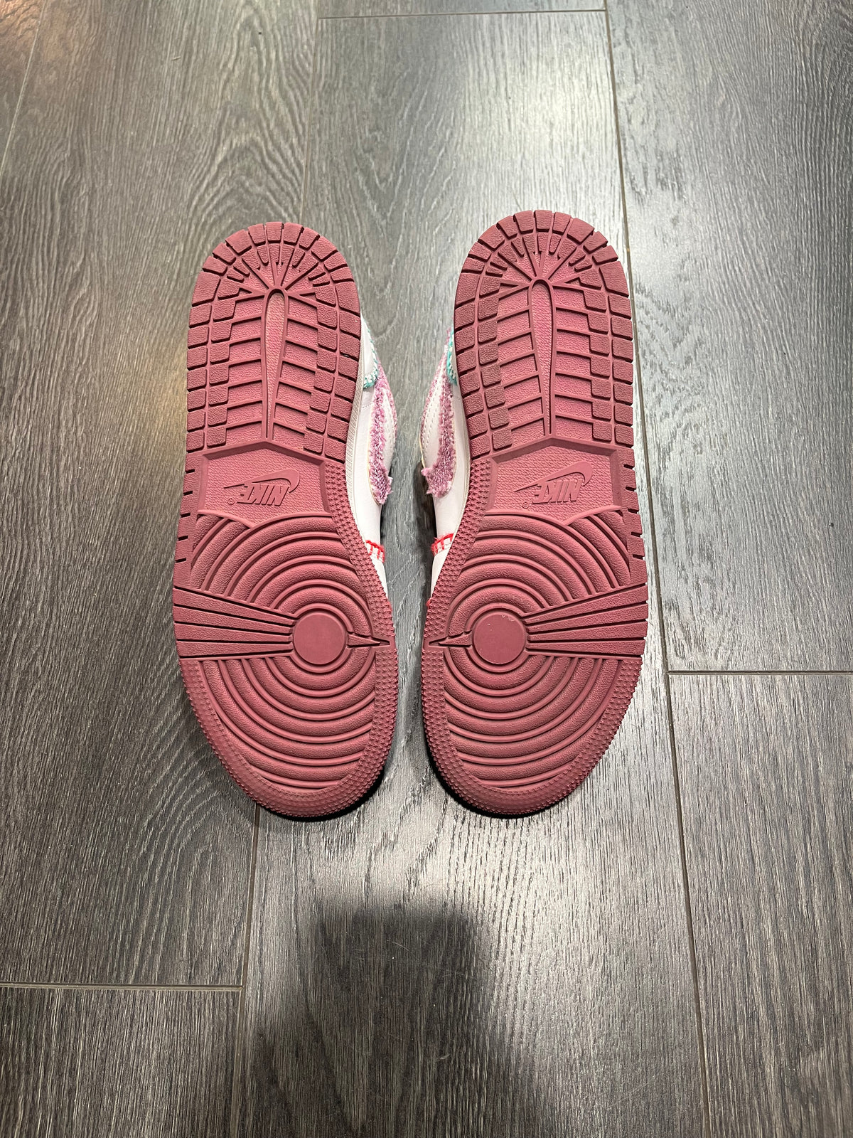 Air Jordan 1 Low Light Bordeaux