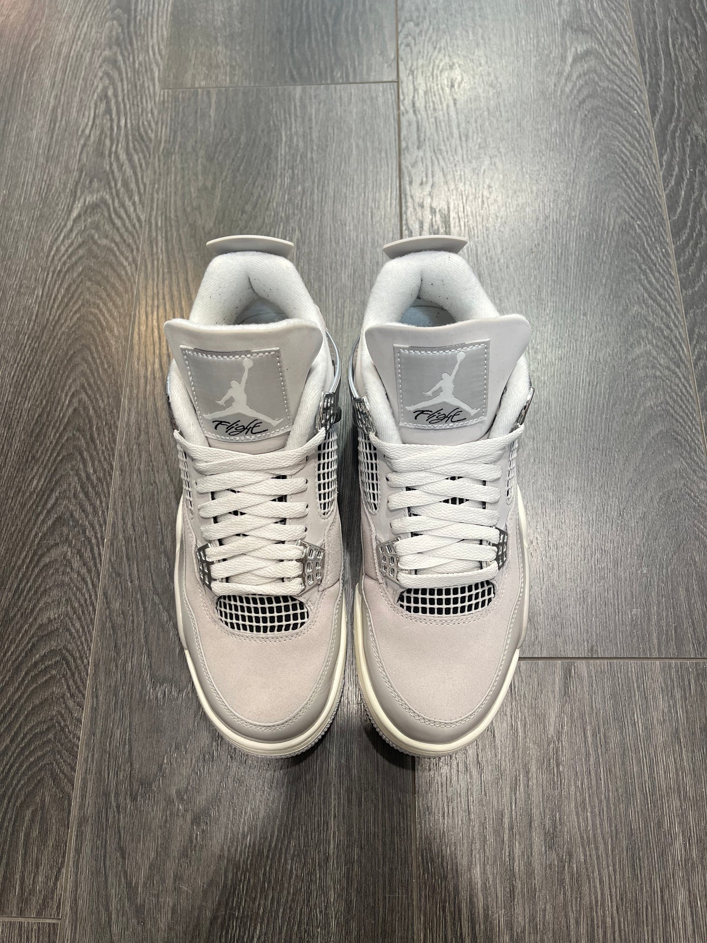 Air Jordan 4 Frozen Moment