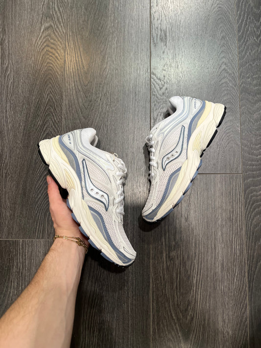 Saucony Omni 9 Ivory Blue