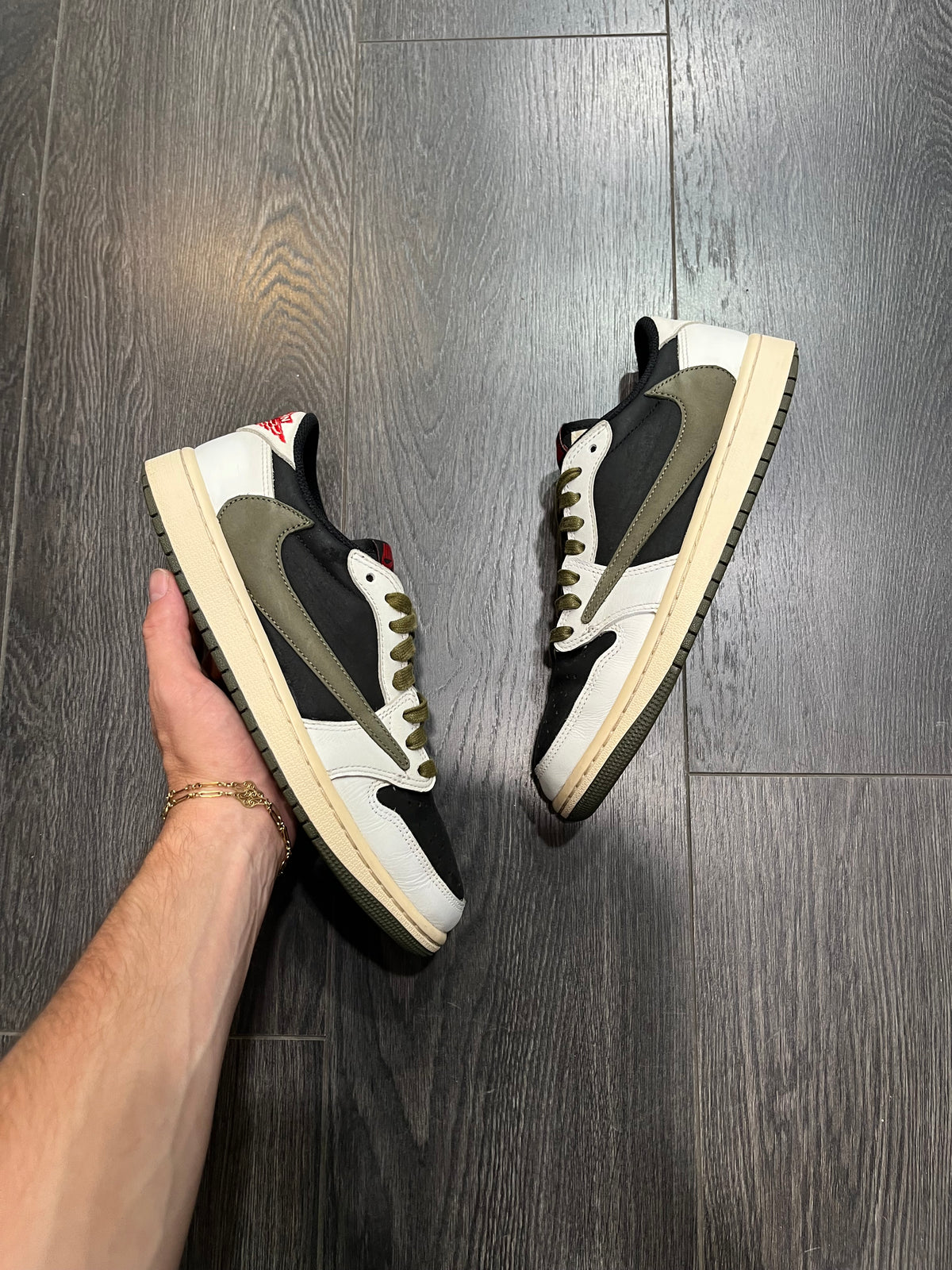 Air Jordan 1 Travis Scott Reverse Olive