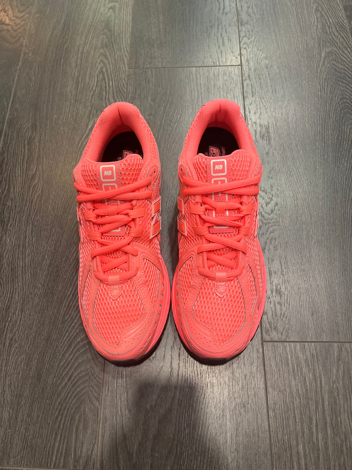 New Balance 1906R Asos Pink