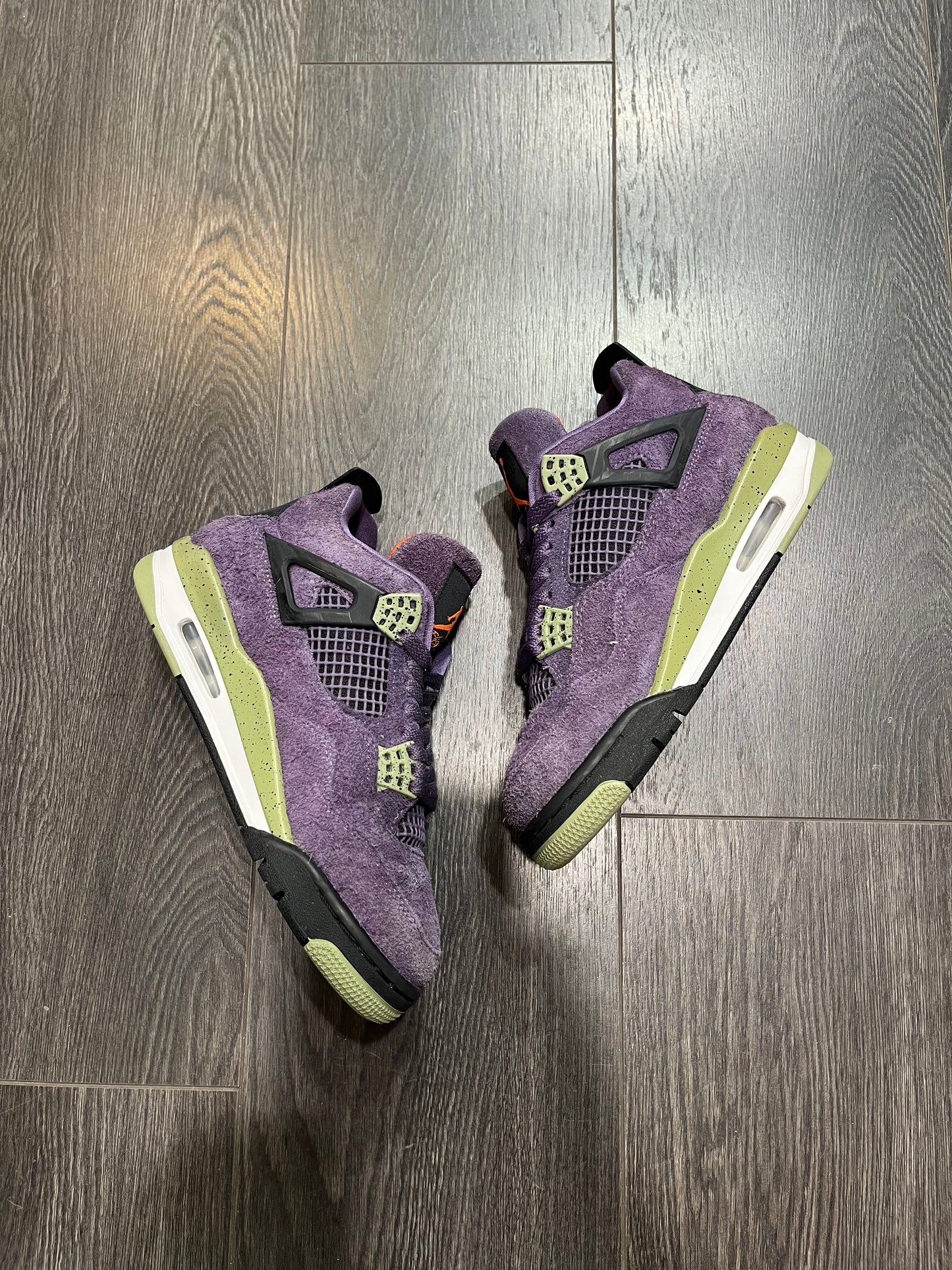 Air Jordan 4 Canyon Purple