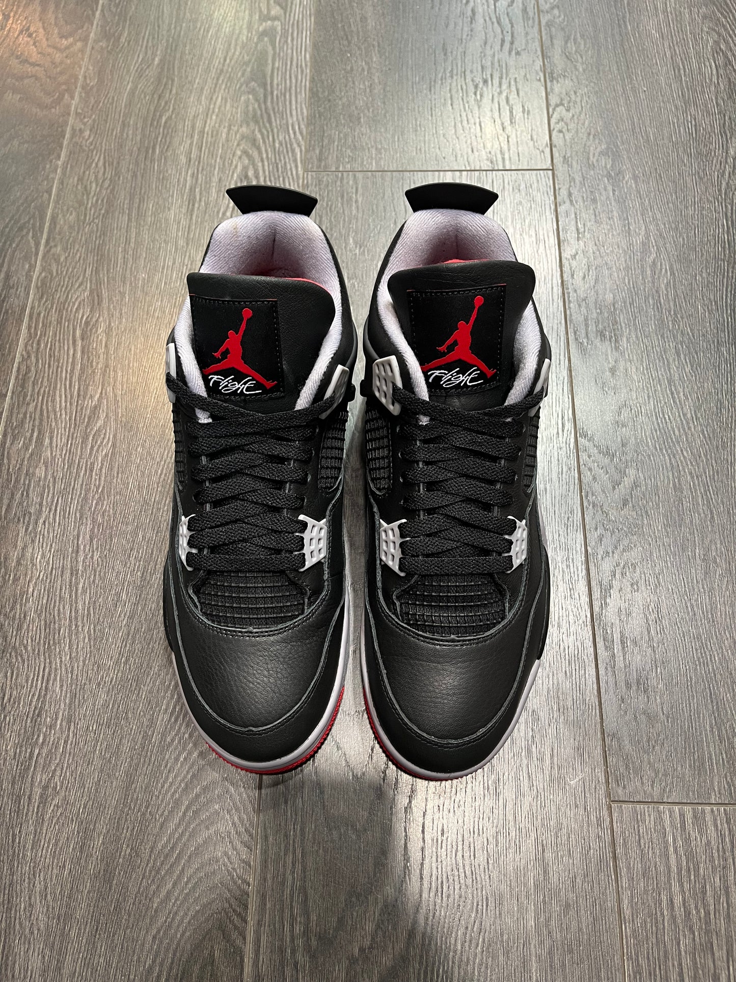 Air Jordan 4 Bred