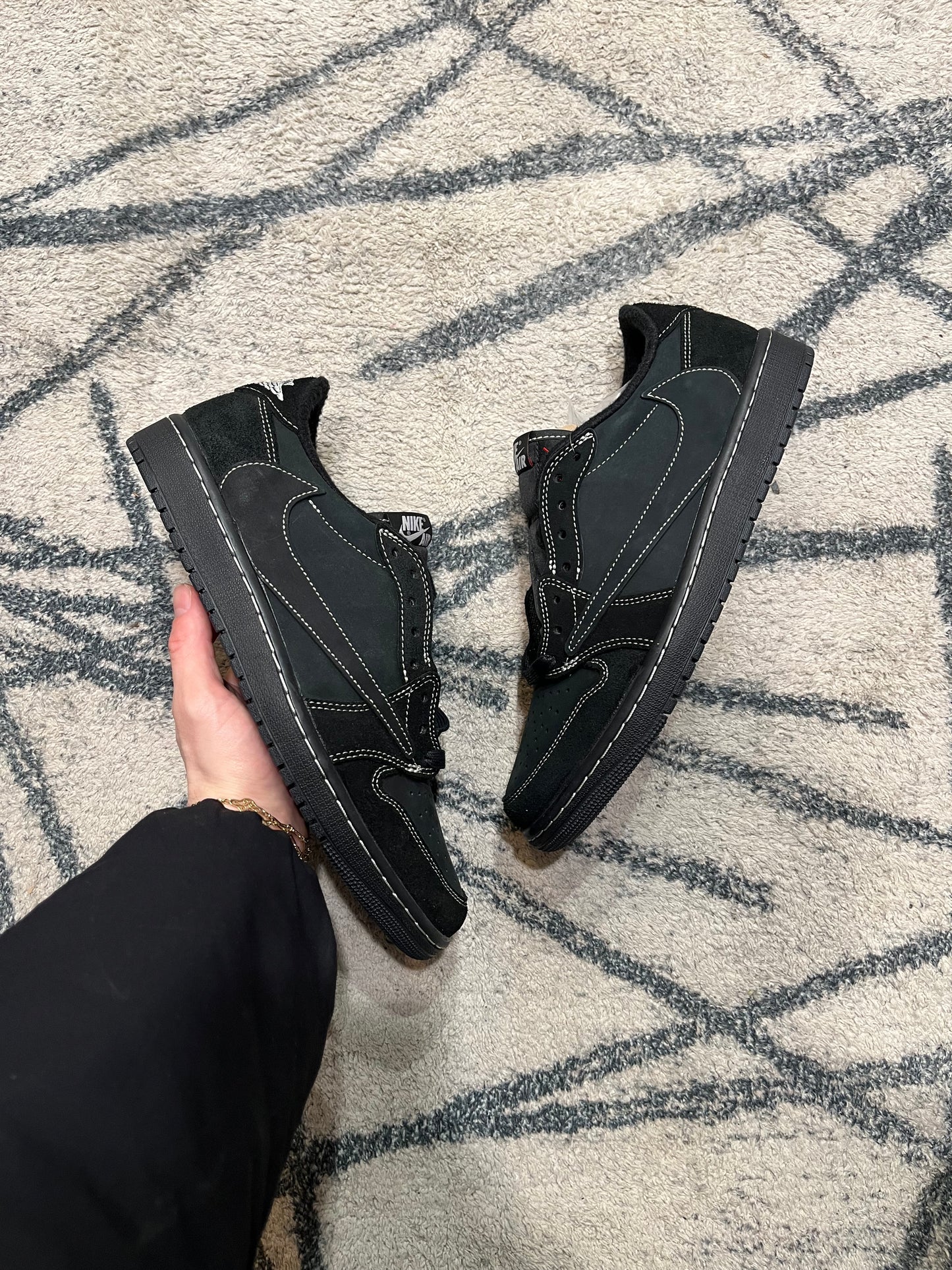 Air Jordan 1 Travis Scott Phantom