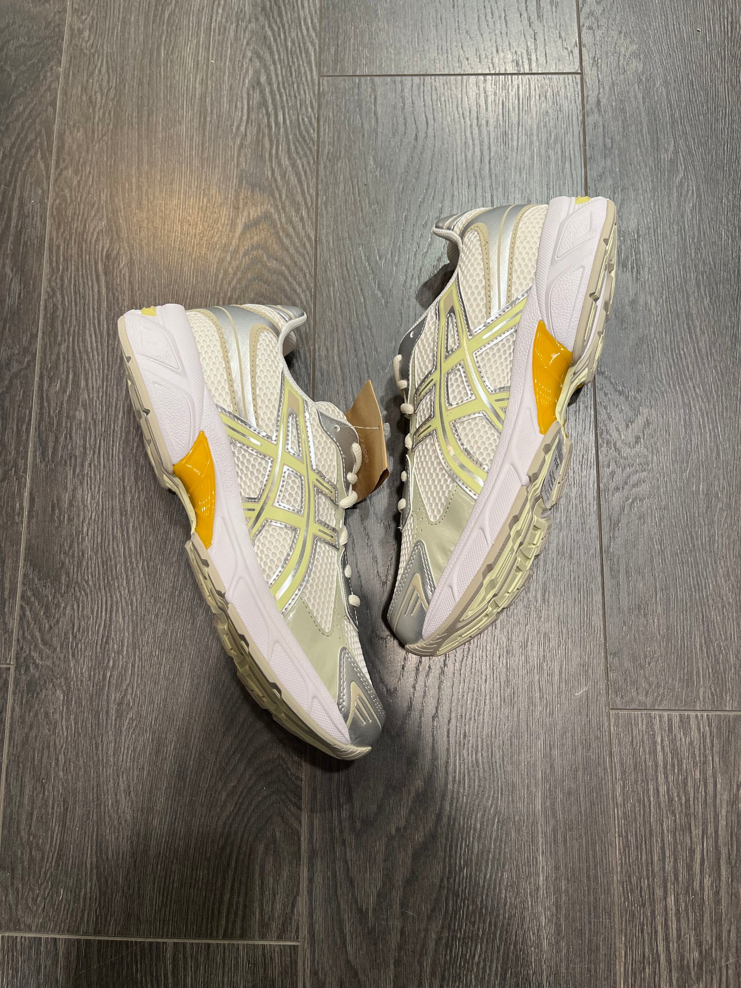 Asics Gel 11 30 Gradient Yellow