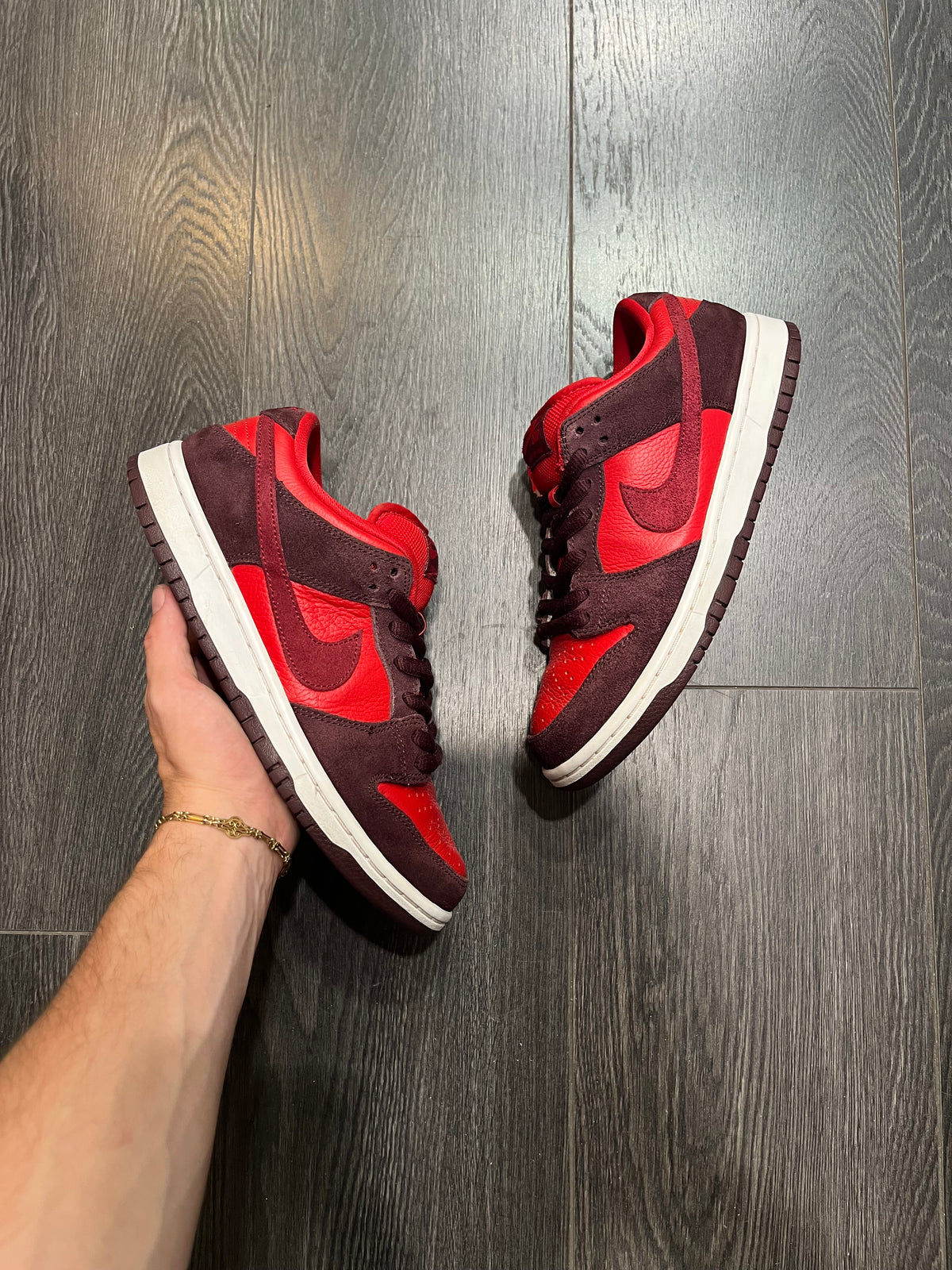 Nike Dunk SB Low Cherry