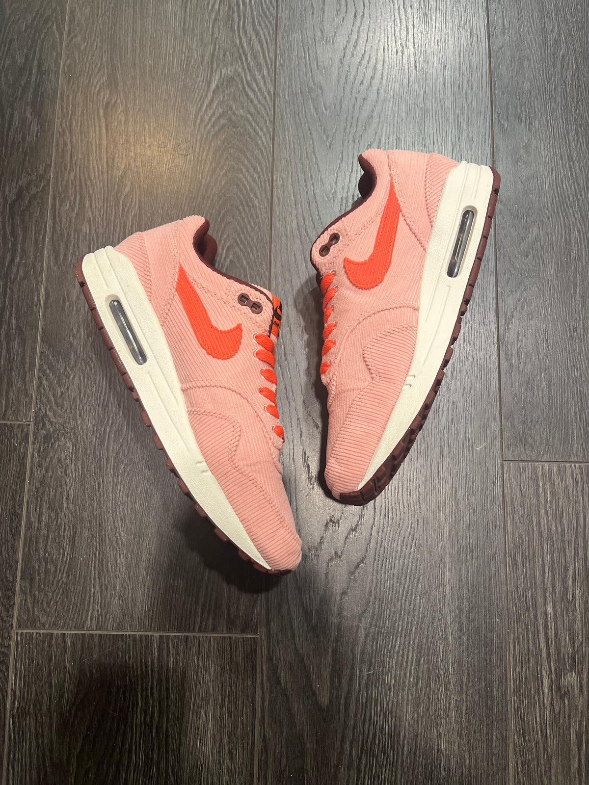 Nike Air Max 1 Corduroy Pink