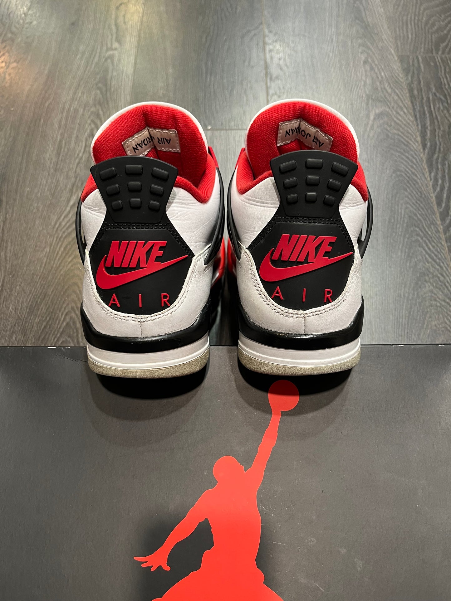 Air Jordan 4 Fire Red