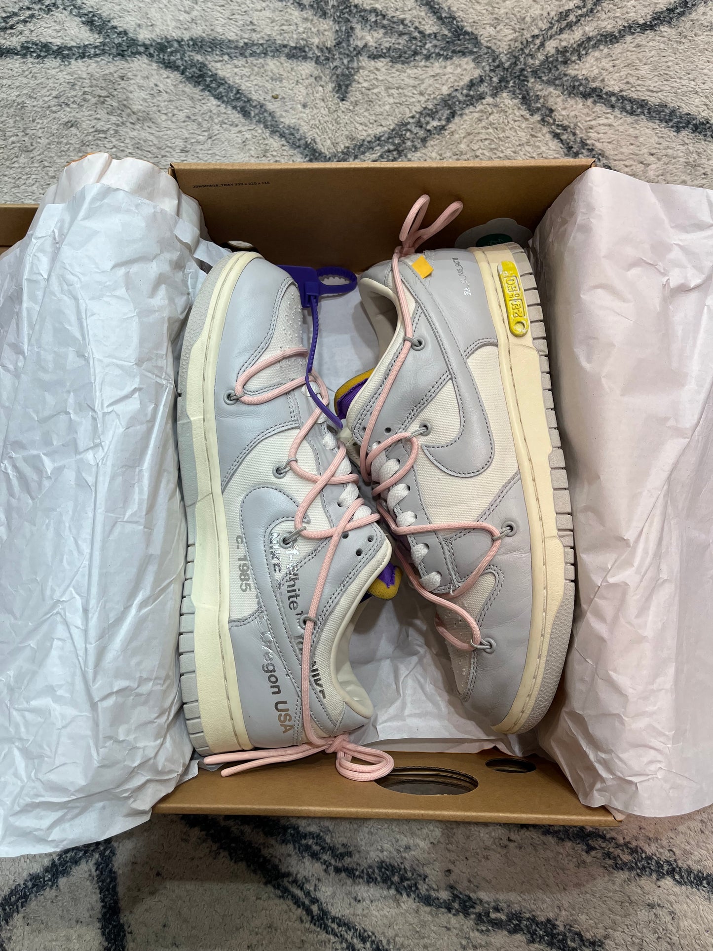 Nike Dunk Off White Lot 24
