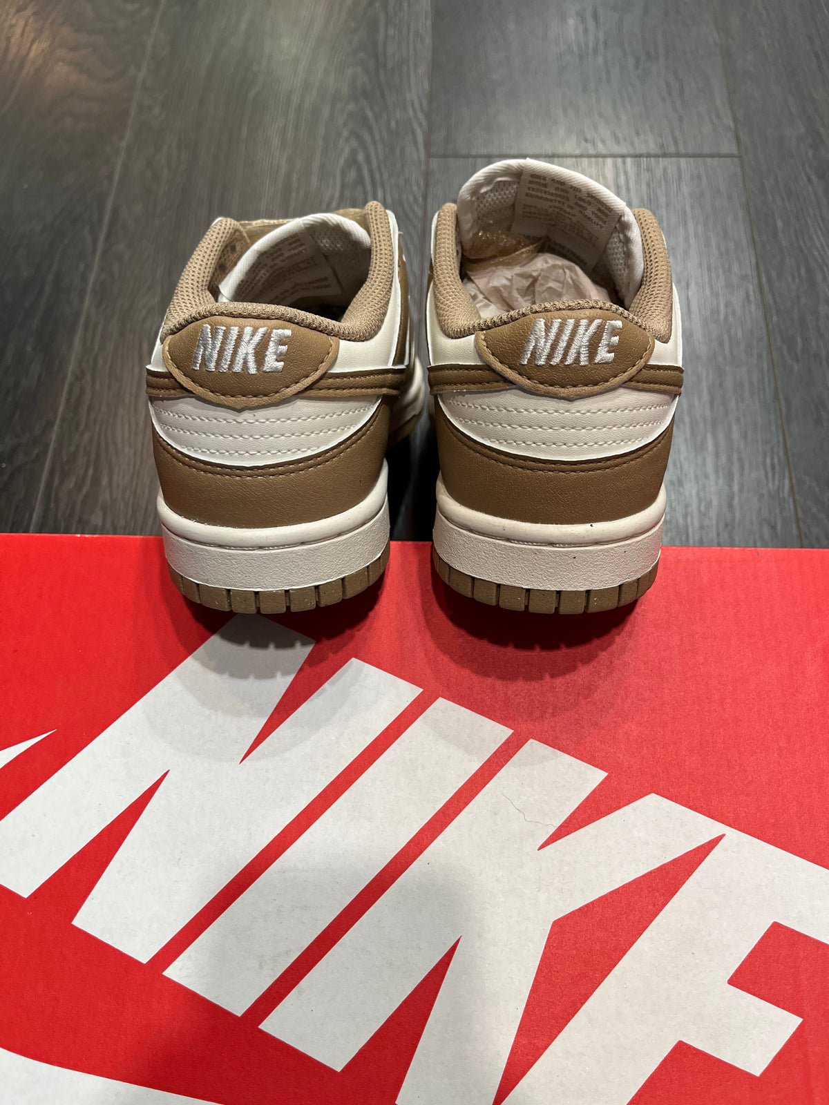 Nike Dunk Low Parachute Beige