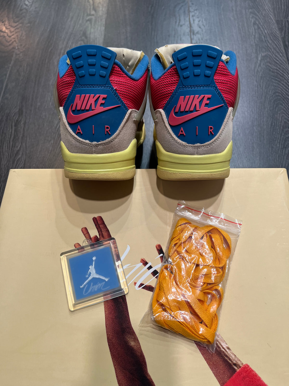 Air Jordan 4 Union Guava Ice