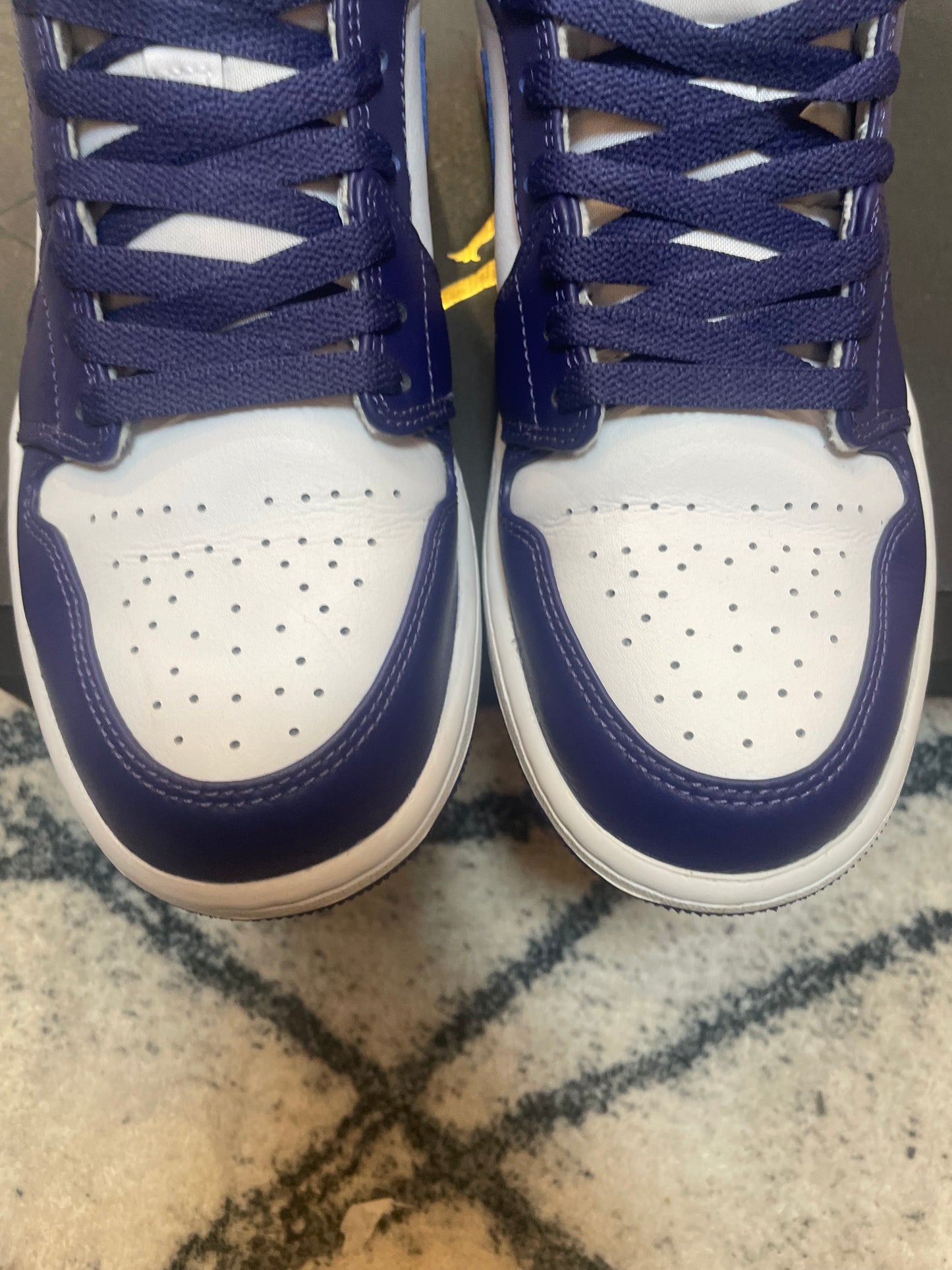 Air Jordan 1 Mid Sky Purple
