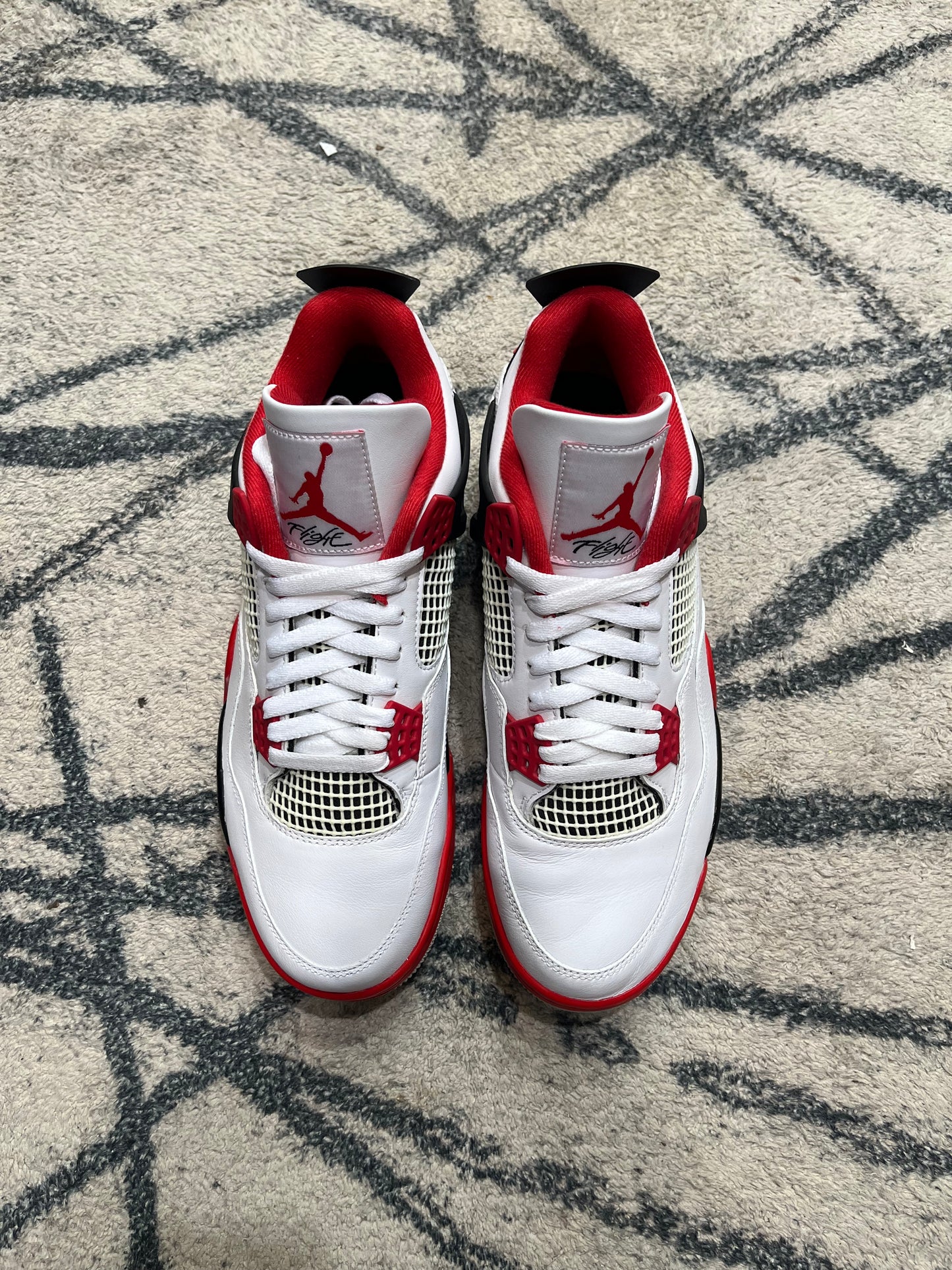 Air Jordan 4 Fire Red