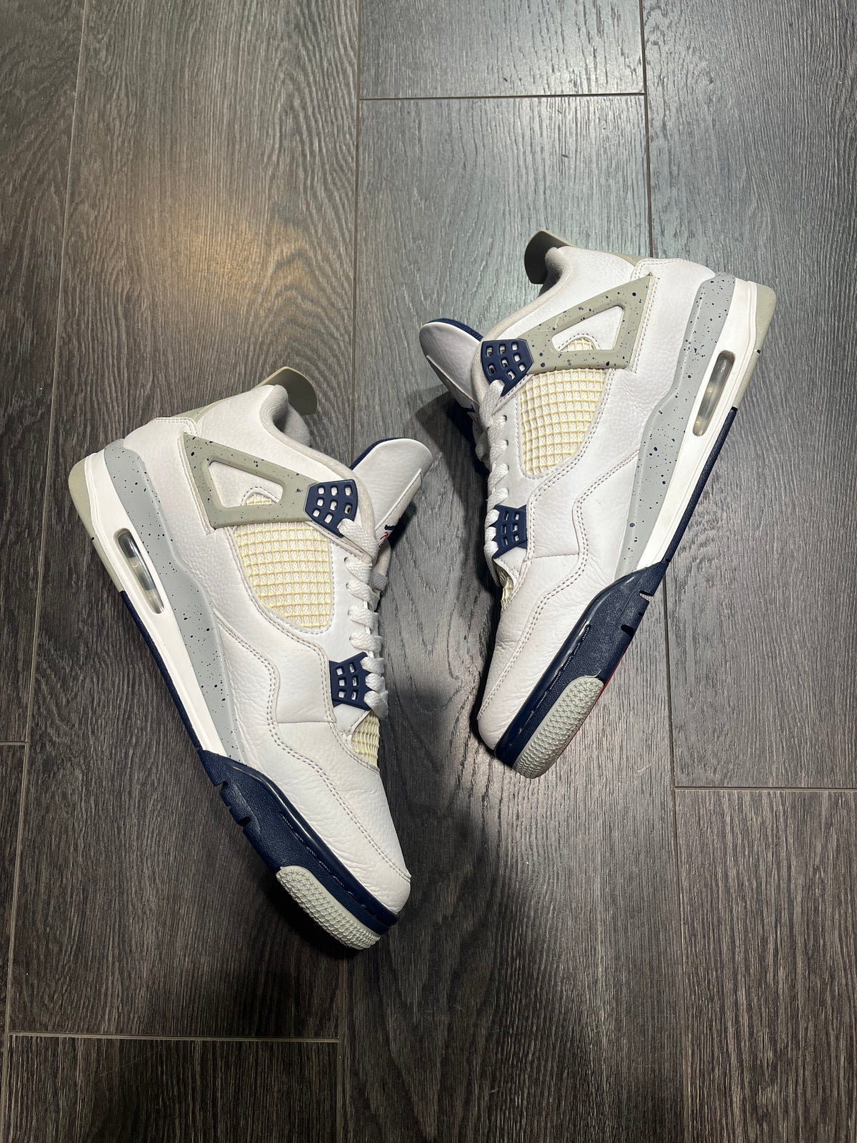 Air Jordan 4 Midnight Navy