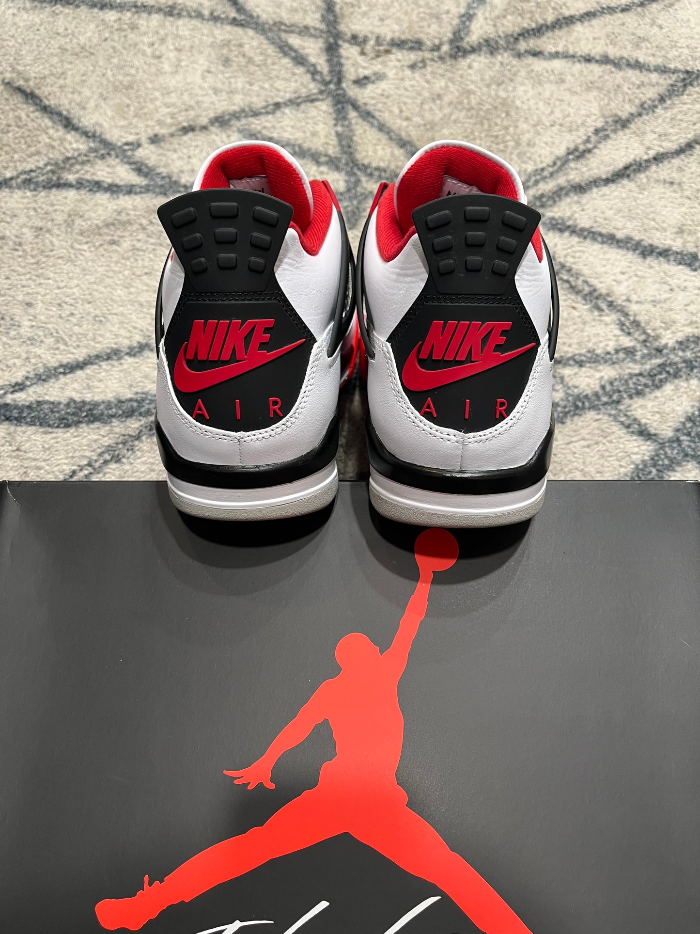 Air Jordan 4 Fire Red