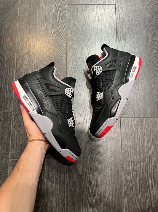 Air Jordan 4 Bred
