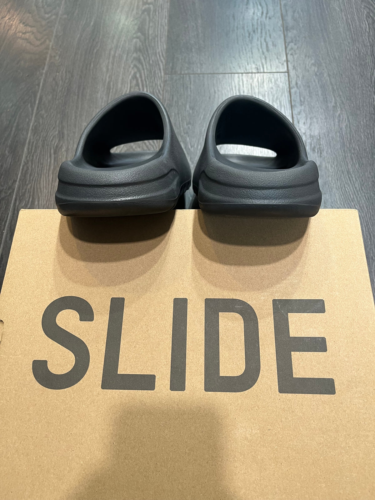 Yeezy Slide Granit