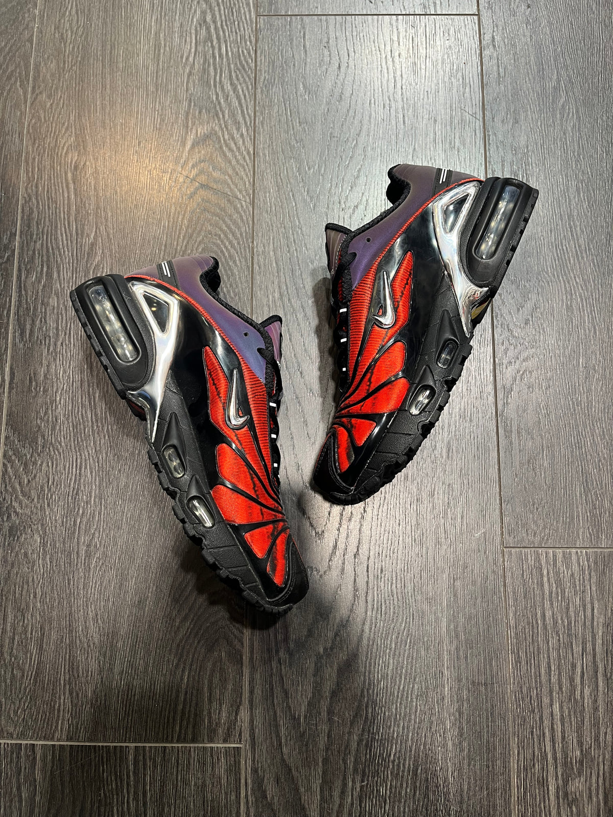 Nike Tailwind Skepta Chrome Red