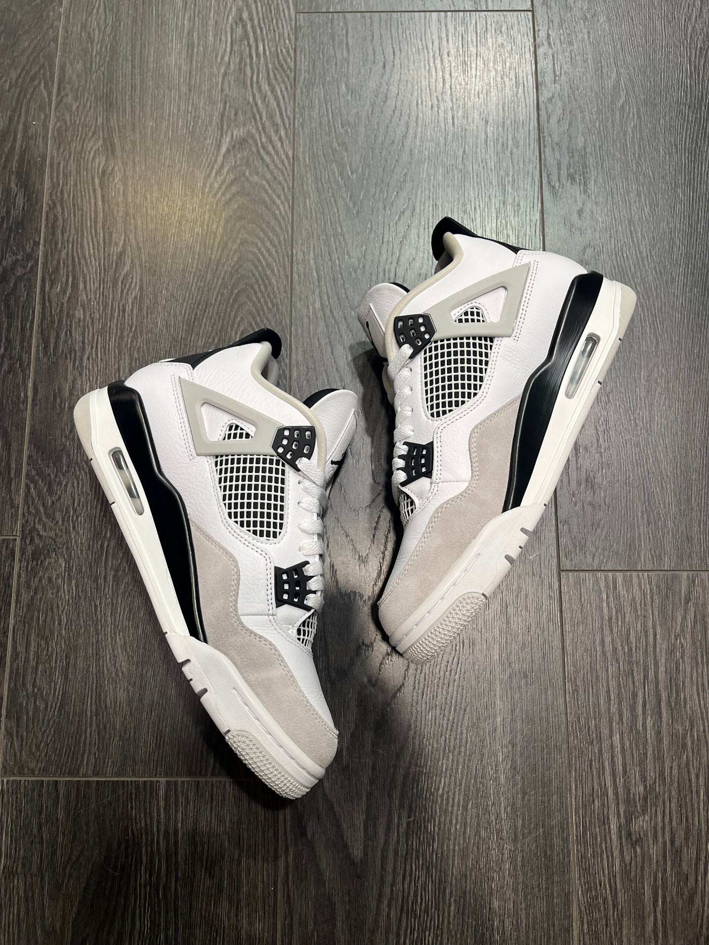 Air Jordan 4 Military Black