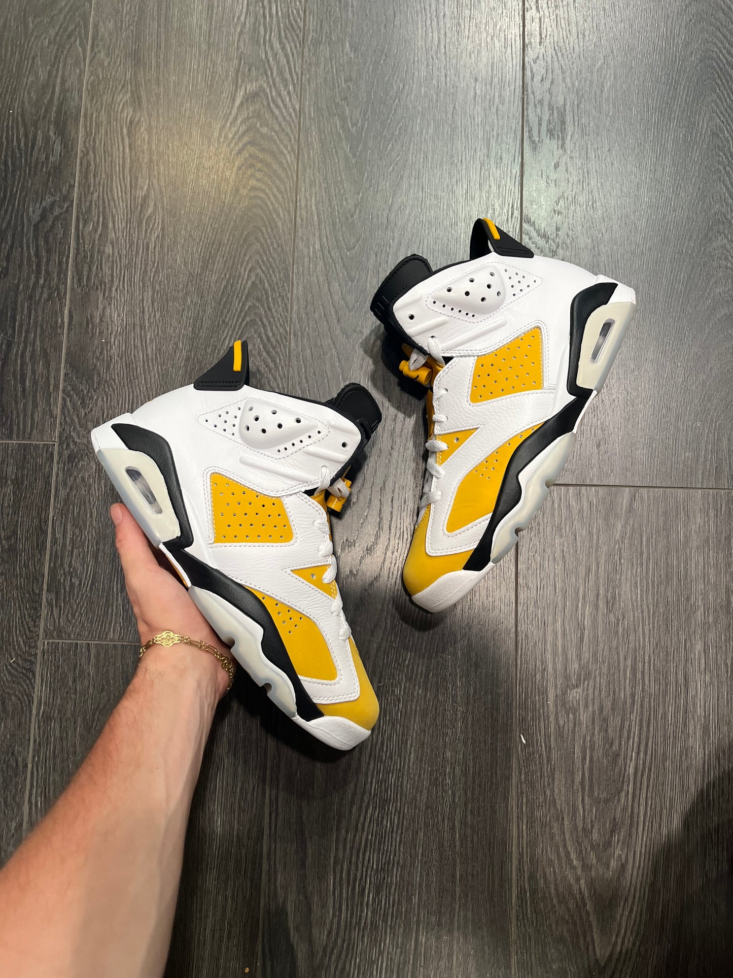 Air Jordan 6 Yellow Ochre