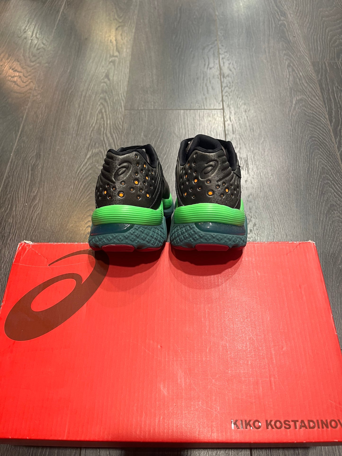 Asics Gel Teserakt Kiko